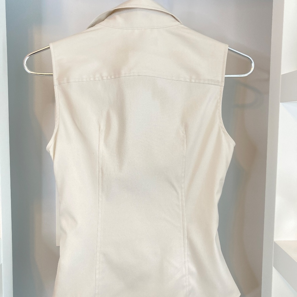 ๐ EXPRESS ULTIMATE TOP NWOT - Picture 9 of 10